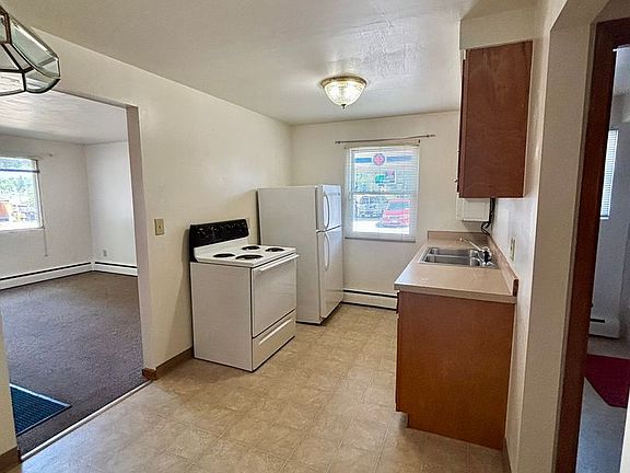 5th image of 5329-5333 Broadway St #1