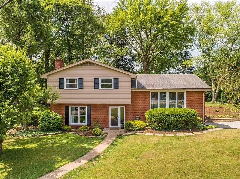 1st image of 3537 Meadow Gate Dr