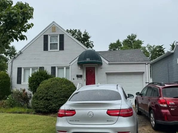 55 Stillman Ave, Bergenfield Boro, NJ 07621