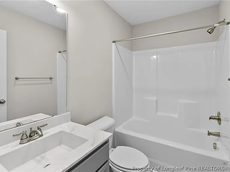 120 Chatfield Dr — Photo 26
