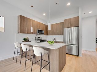 2928 W Medill Ave #508, Chicago, IL 60647