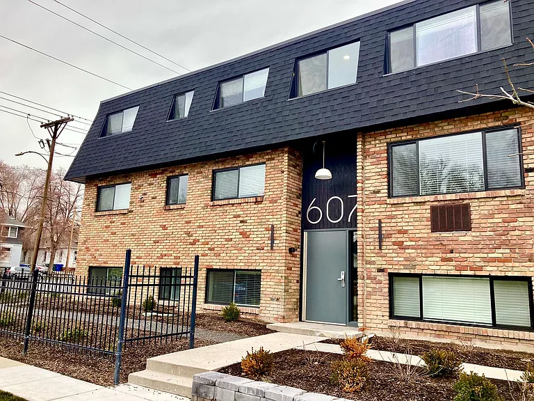 SoTro Apartments — Photo 21