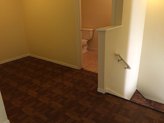 4th image of 7561 Windsor Oaks