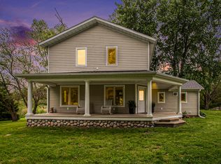 13562 Holden Rd, Buchanan, MI 49107