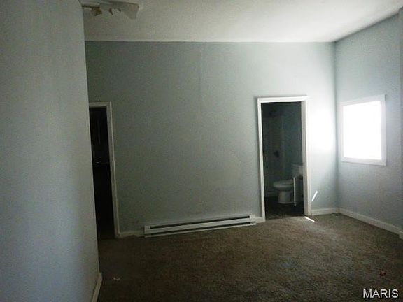 4th image of 1221 Hebert St