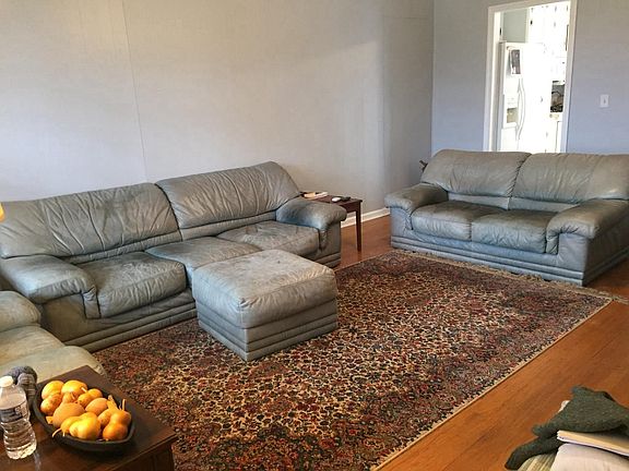 Roomy living area offers lots of space to spread out!