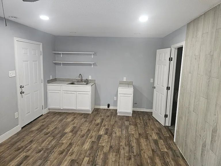 1306 Heights St #C — Photo 3