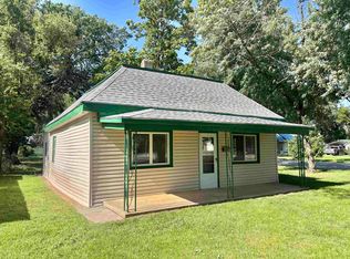 120 E Adams Ave, Sterling, KS 67579