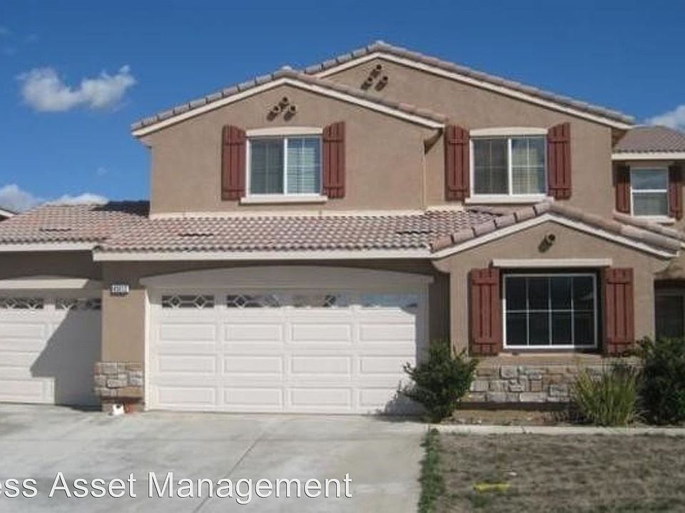 1st image of 45012 Sonia Dr