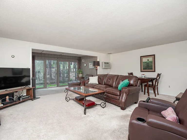 374 Great Rd #11 — Photo 7