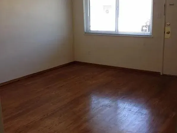 237 41st St APT 4, Oakland, CA 94611
