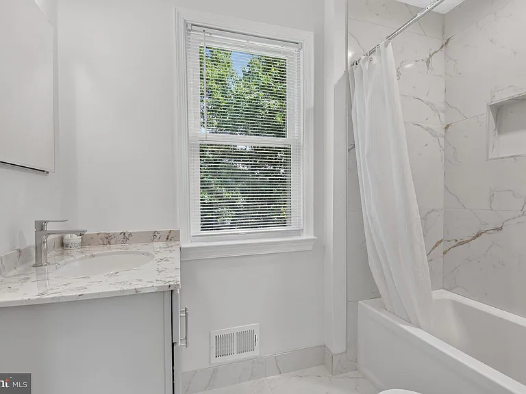 7301 Old Stage Rd — Photo 10