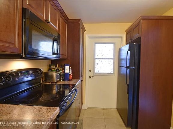 5th image of 4025 N Federal Hwy APT 125A