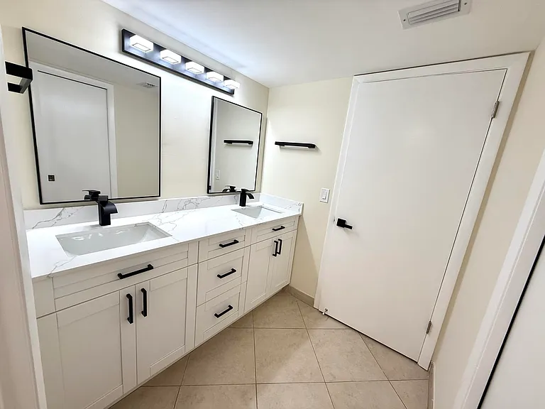 6649 Somerset Dr #205 — Photo 10