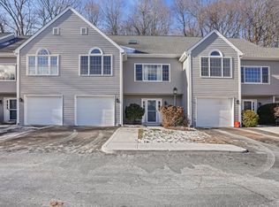 120 Prospect St APT 48, Ridgefield, CT 06877