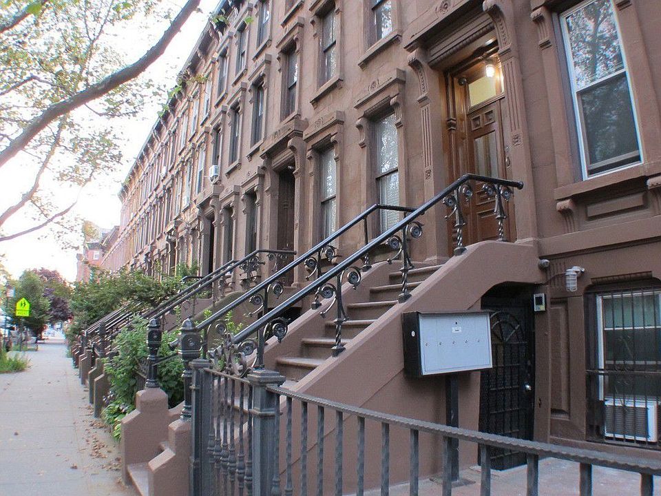 1st image of 191 Halsey St APT 4