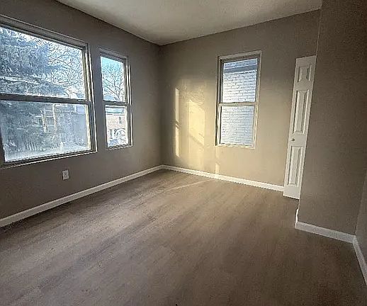 4th image of 128 N 14th St #5C