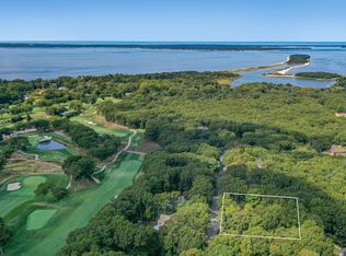 126 Wildwood Rd, Sag Harbor, NY 11963