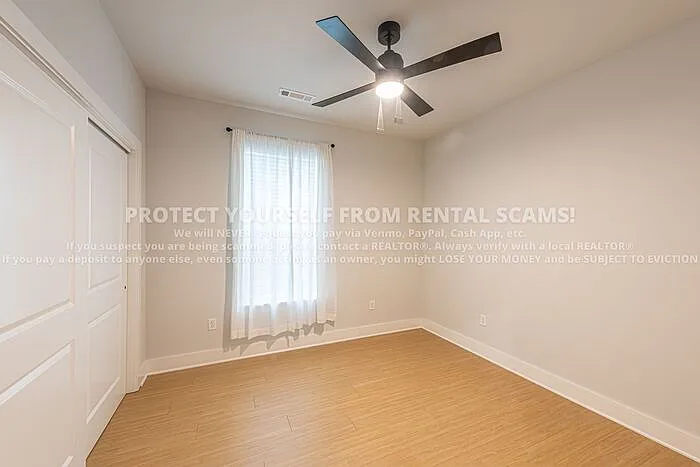 1007 W Laramie Hts — Photo 9