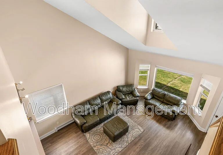 306 Golden Valley Dr — Photo 25