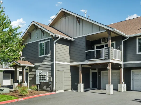 10800 SE 17th Cir APT T-215, Vancouver, WA 98664