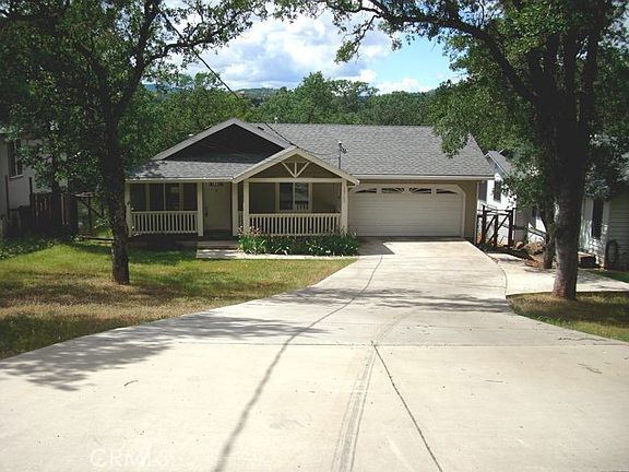 3rd image of 19167 Deer Hill Rd
