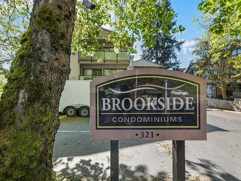 321 Bellevue Way SE #403 — Photo 22