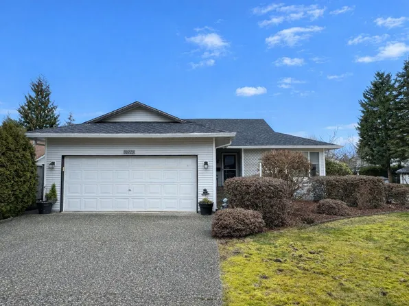 33275 Cherry Ave, Mission, BC V2V 2V3