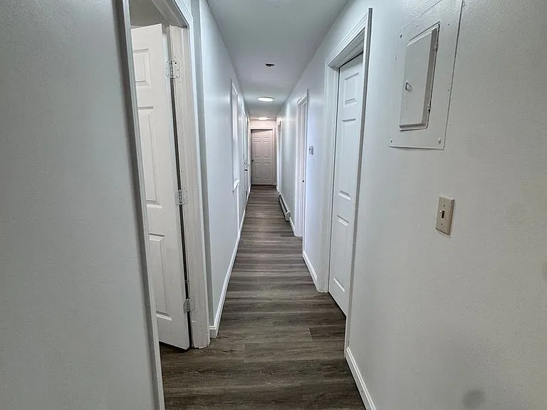 17 Bassett St #A — Photo 6
