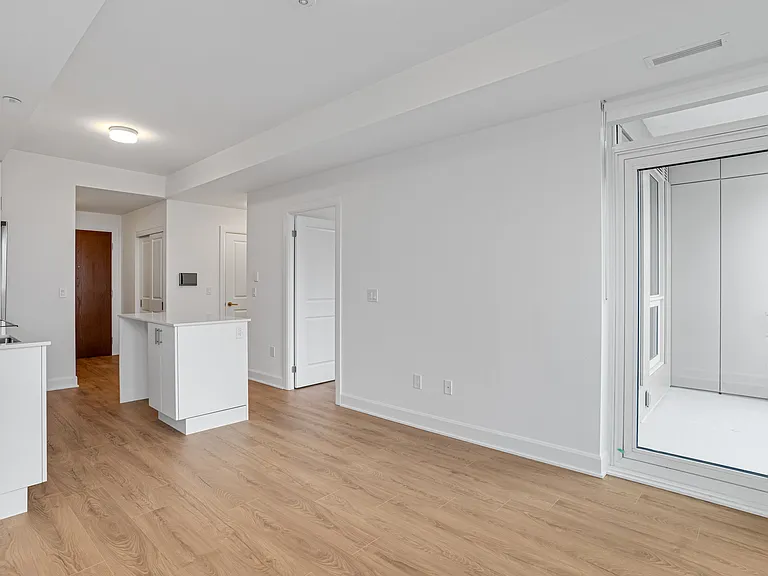 3240 William Coltson Ave — Photo 28