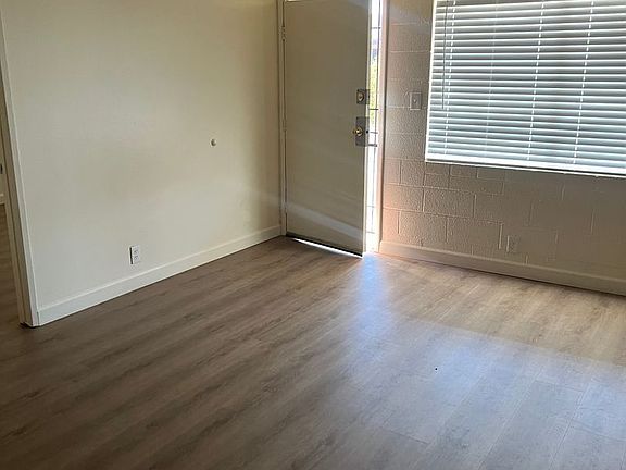 3rd image of 3726 Hazelwood St APT 9