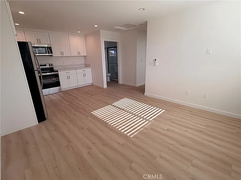 1006 Saint Stephen Cir — Photo 9