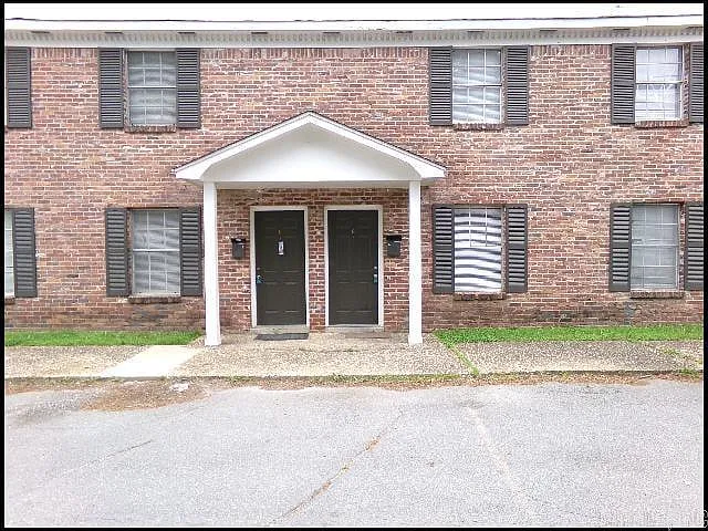 101 Ellis Dr #G — Photo 1