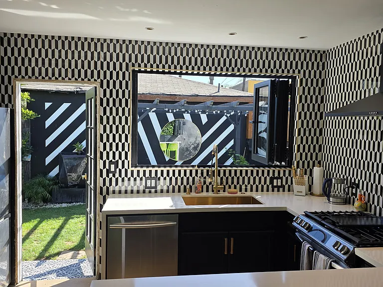 602 5th Ave — Photo 28