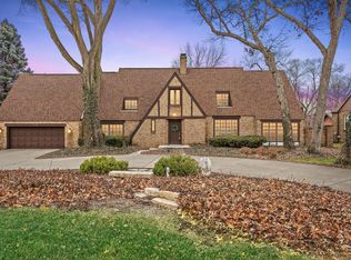 1755 Ridge Rd, Munster, IN 46321