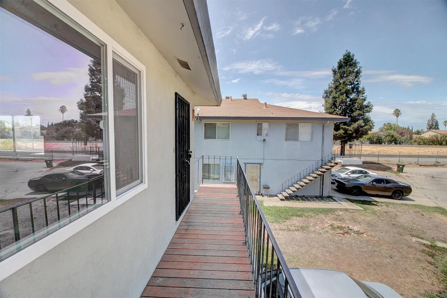 17 La Pera Ct APT 4 photo 1