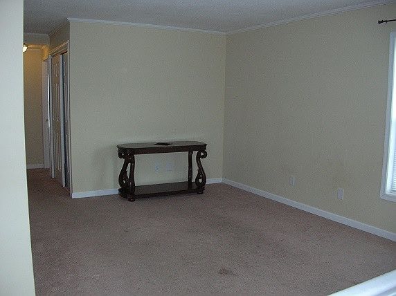 2nd image of 1328A Hibbard Dr #A
