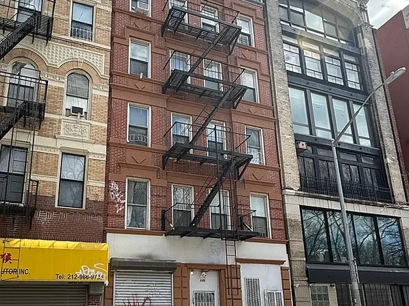 120 Forsyth St APT 1, New York, NY 10002