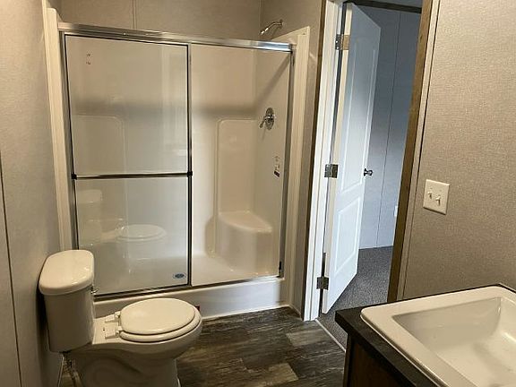 3rd image of 36 Quarry Hill Est #36