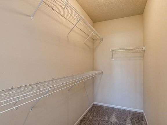 4th image of 2506 NE Oak Dr Unit 7