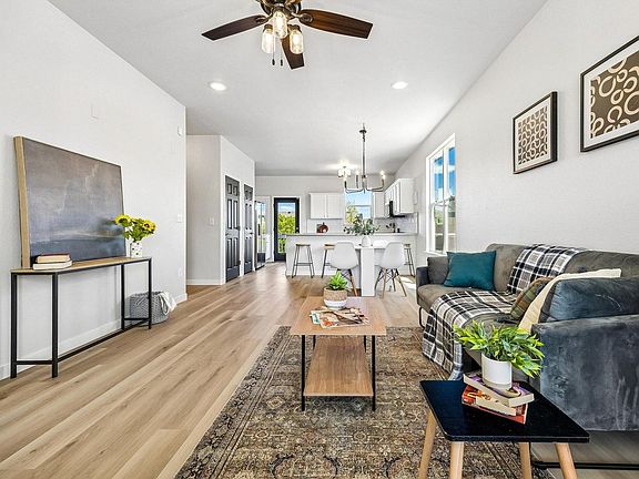 5th image of 2322 Asoka St