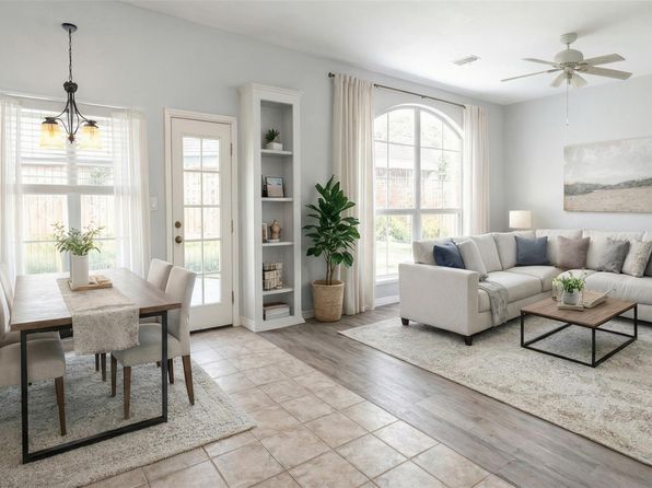 3845 Harvey Penick Dr