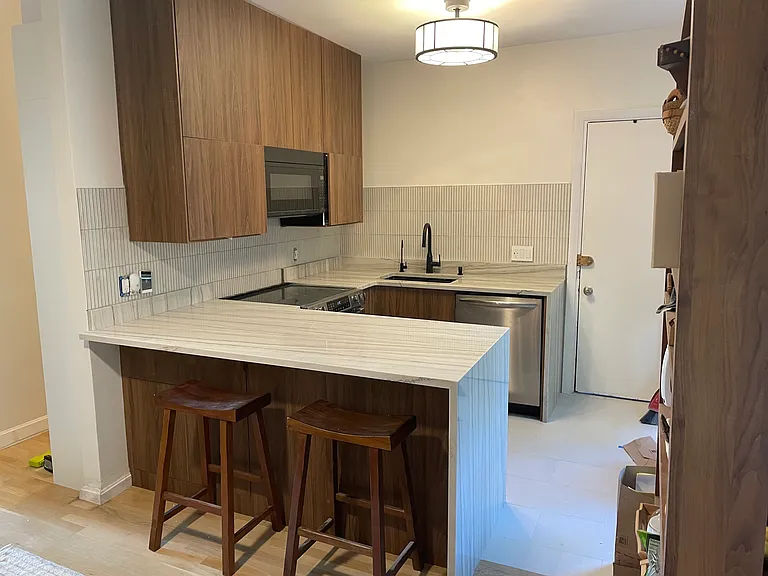 51 Creighton St #2 — Photo 2