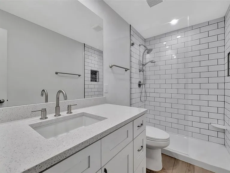 650 Pinellas Point Dr S #216 — Photo 19