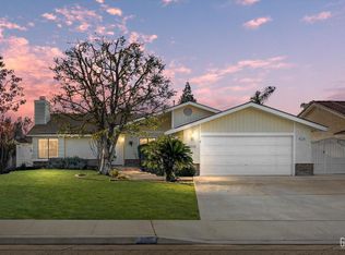 7105 Bandolero Way, Bakersfield, CA 93308