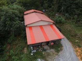 899 Wilson Hollow Rd, Liberty, TN 37095