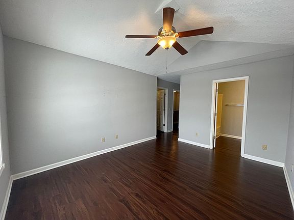 2nd image of 202-210 Pepperwood Ct