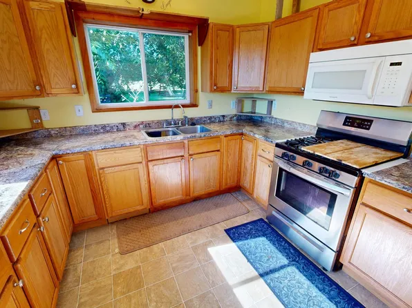27352 County Road 34, Paynesville, MN 56362