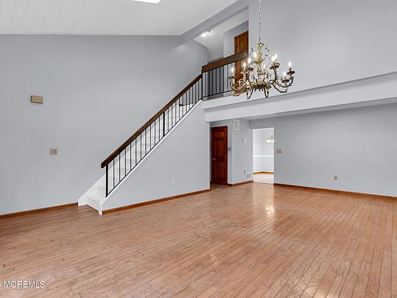 5th image of 205 Liberty Bell Road