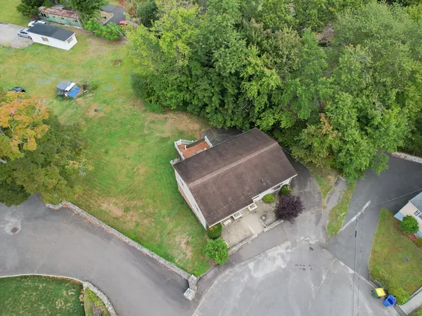 201 Joseph Street, Waterbury, CT 06705